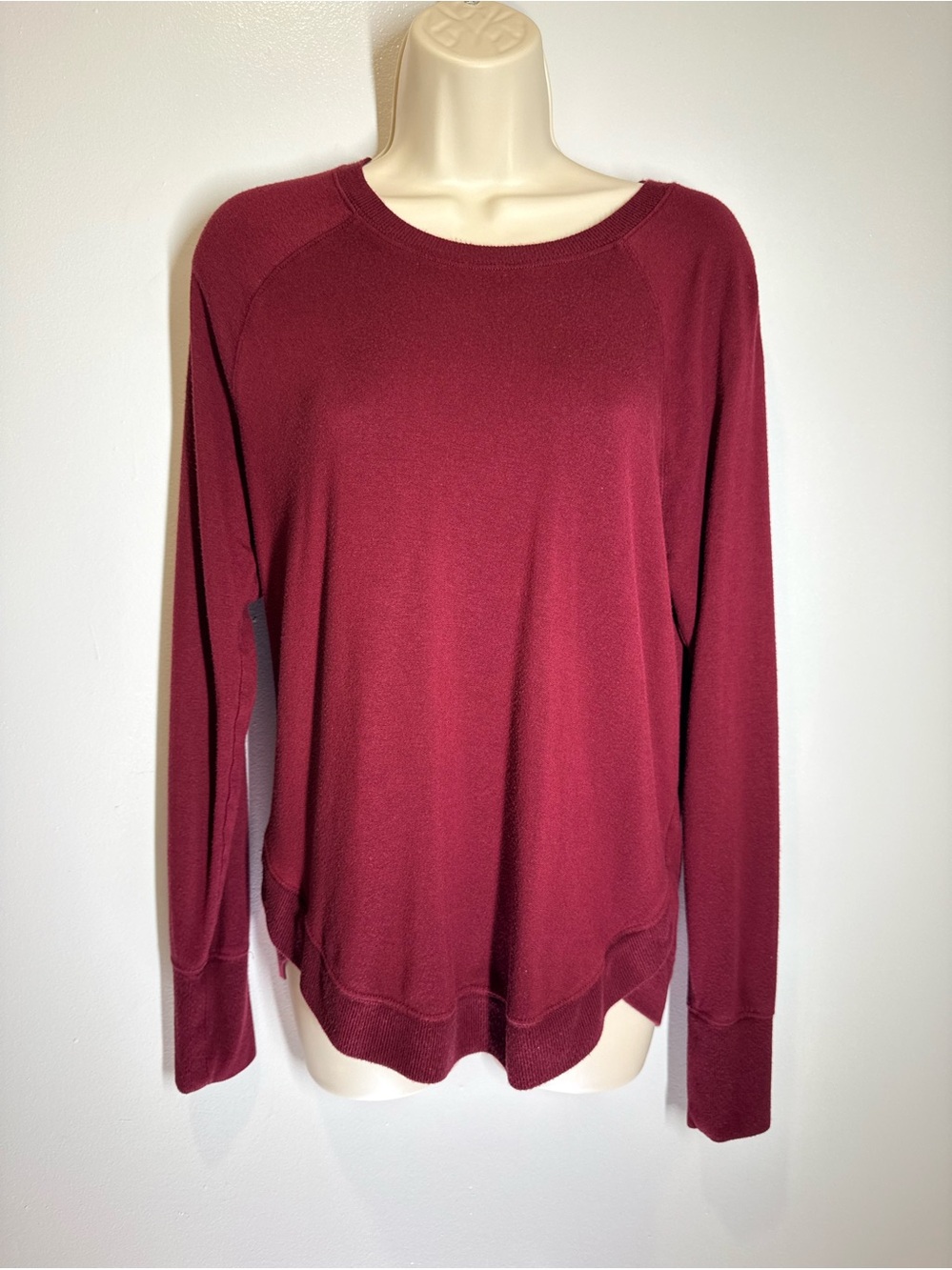 Athleta Burgundy Crewneck Pullover Sweatshirt Medium